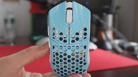 tarik mouse grip.